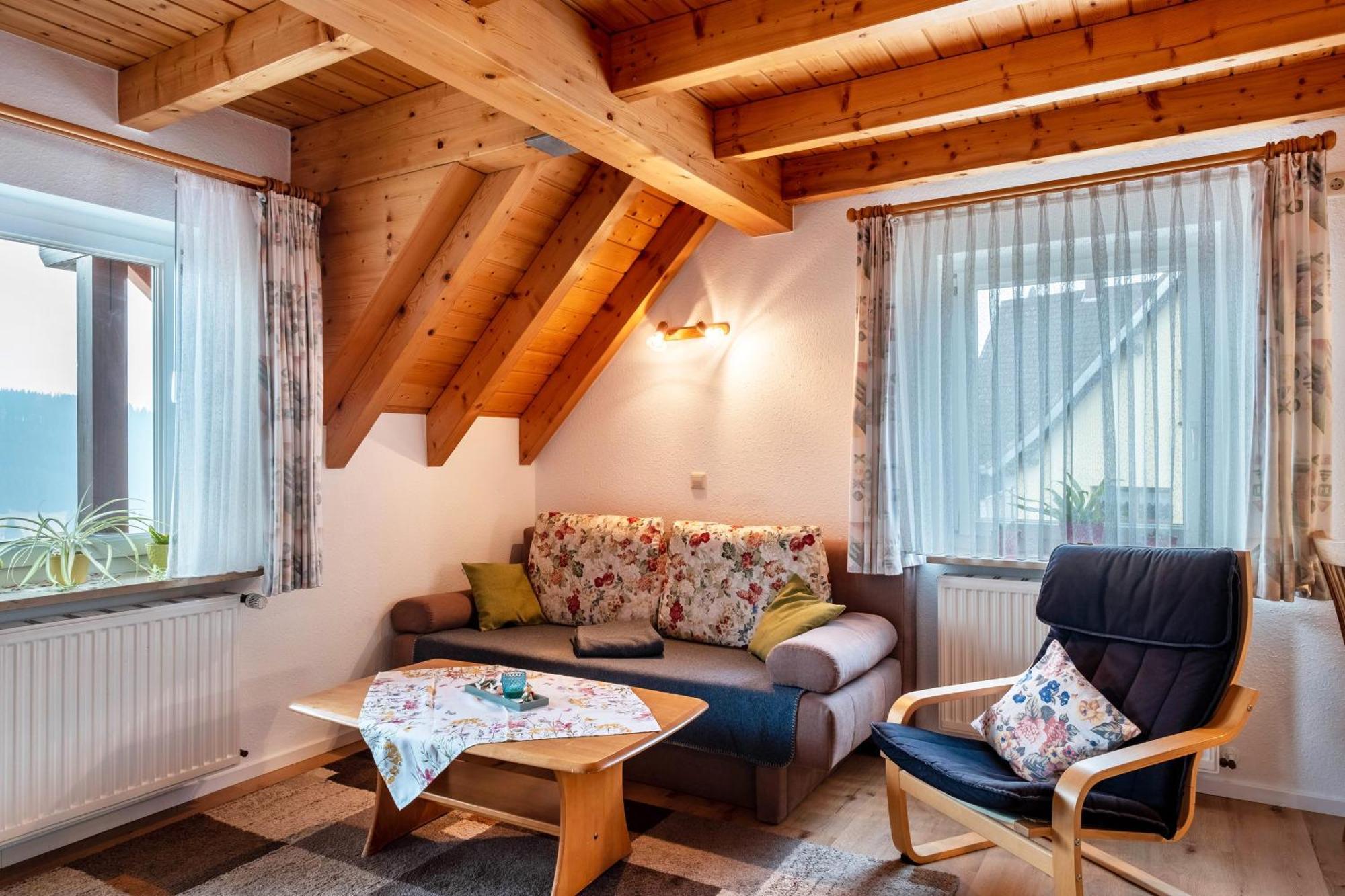 Ferienwohnung Beim Pauli Titisee-Neustadt Exterior photo
